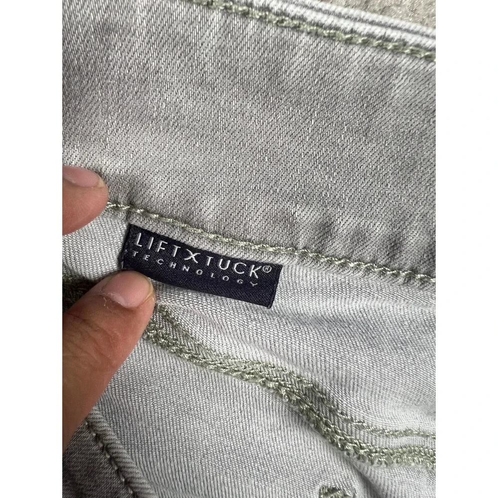 NYDJ Denim Shorts Womens 6 Grey‎ Lift Tuck Technology Cuffed Casual 5-Pocket